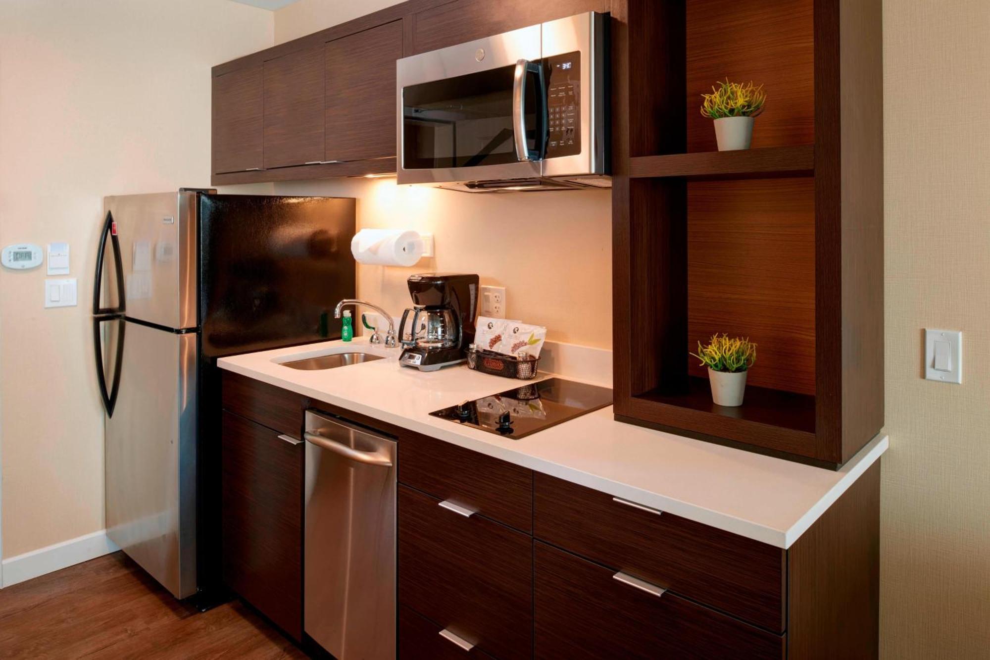 Towneplace Suites By Marriott Grand Rapids Airport Cascade Eksteriør bilde
